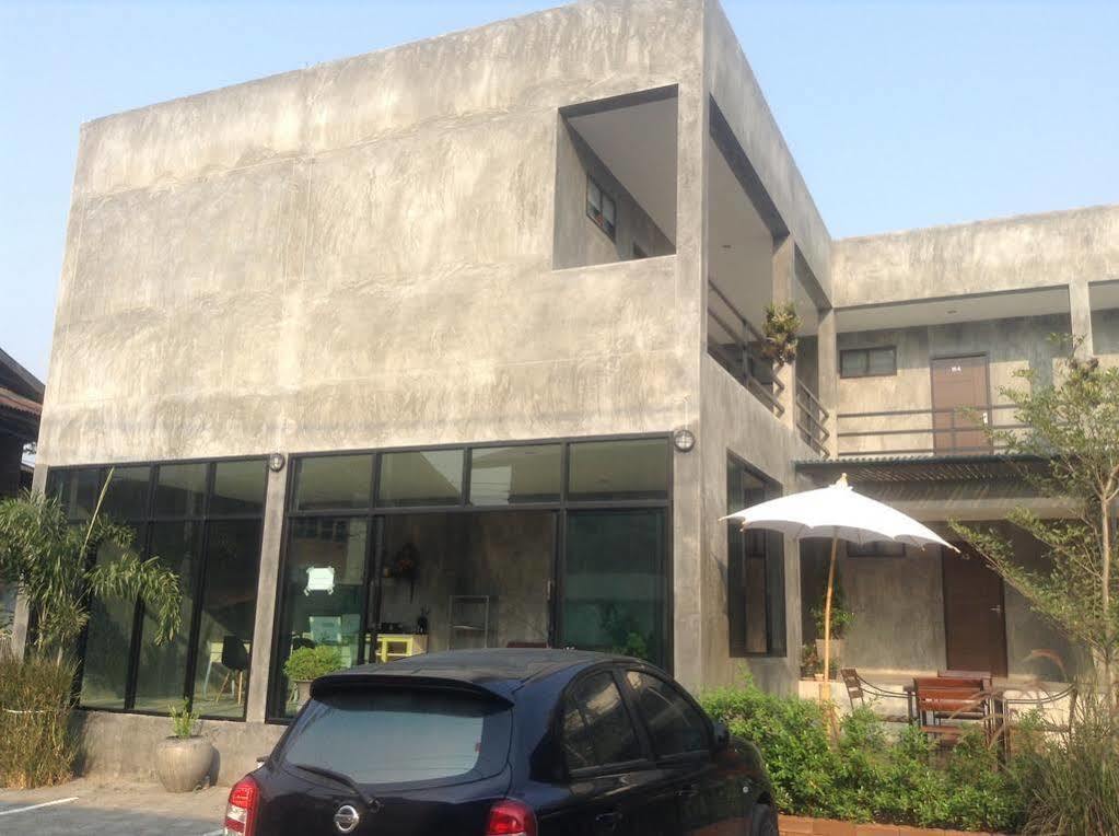 Come Moon Loft Hotel Phrae Exterior foto